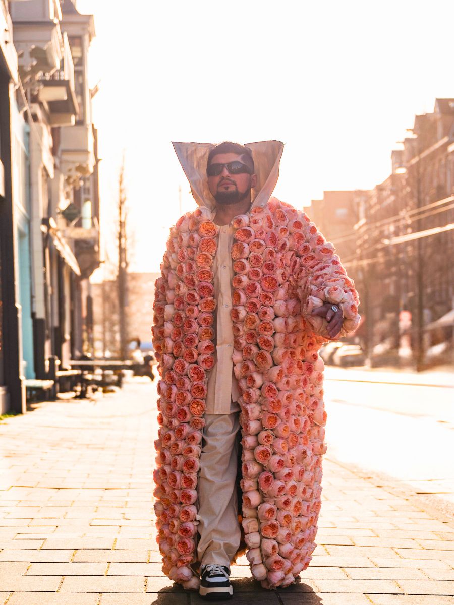 Jacket made out of peachy roses