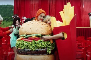 Taylor Swift - You Need To Calm Down