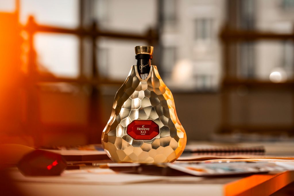 Hennessy Announces Exclusive Collaboration with Renowned Glass Artist Jean-Michel Othoniel - Alvinology