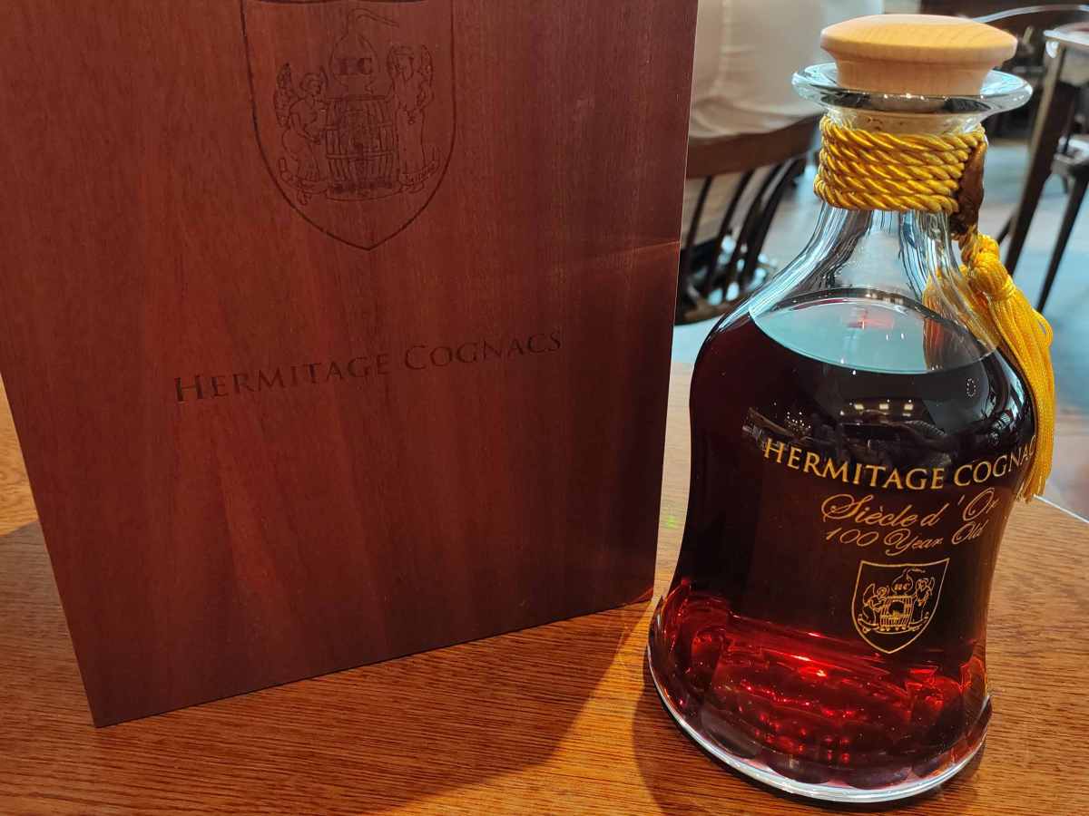 Hermitage Siècle d’Or 100 Year Old review: I taste the World’s oldest barrel-aged Cognac and feel like a Time Lord