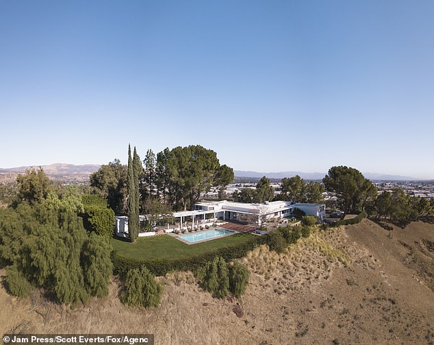 The four bedroom, six bathroom San Fernando Valley mansion served as the backdrop for Miley's hit song