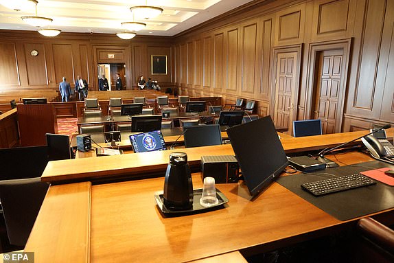 epa12160802 A view from the judge's bench inside a federal courtroom similar to the room where the  trial of Sean (P. Diddy) Combs is being held in Federal District court in Manhattan, New York, USA, 06 June 2025.  EPA/Jefferson Siegel / POOL