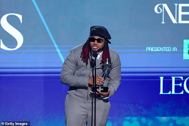 Leon beat out 41, Ayra Starr, BigXthaPlug, Bossman Dlow, Dee Billz , October London, Shaboozey and Teddy Swims for the award